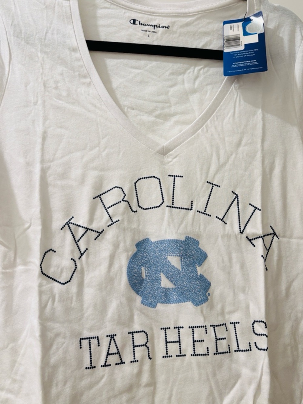 NWT [Champion] North Carolina Tarheels NCAA Short-Sleeve V-Neck Shirt Women’s L - Picture 4 of 9